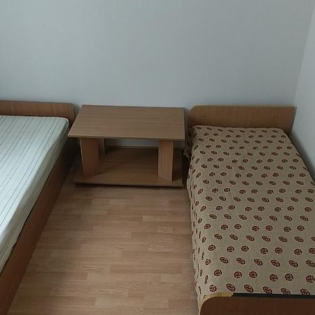 Sviatoshyn Aparthotel Kiev Exteriör bild